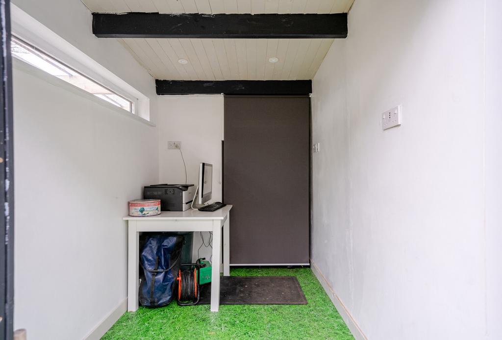 Shed