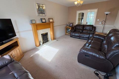 4 bedroom detached house for sale, Grouse Moor Lane, Queensbury, Bradford