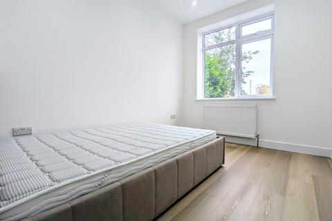 1 bedroom property to rent, Mount Hill Road, Bristol BS15
