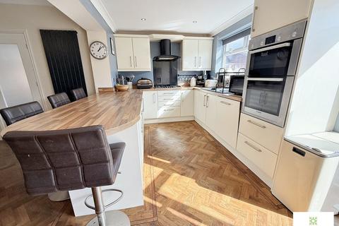9 Ambleside Grove, Middlesbrough, TS5 7DQ