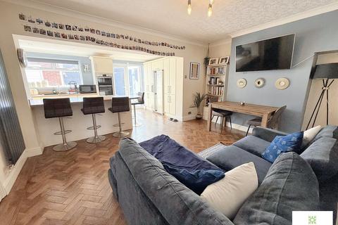 9 Ambleside Grove, Middlesbrough, TS5 7DQ