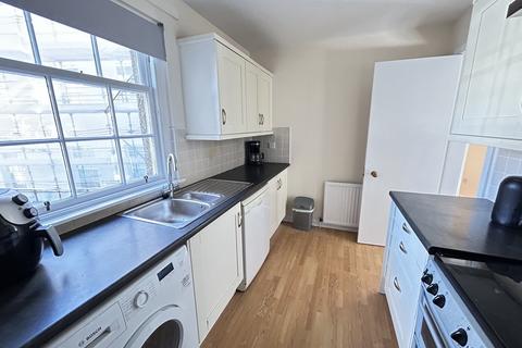 2 bedroom apartment for sale, Flat 7, 2 Atholl Street