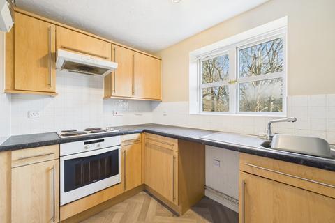 2 bedroom flat to rent, Sylvan Court, Plymouth PL1