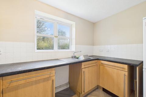 2 bedroom flat to rent, Sylvan Court, Plymouth PL1