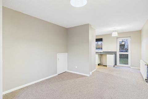 2 bedroom terraced house to rent, Church Park Road, Plymouth PL6
