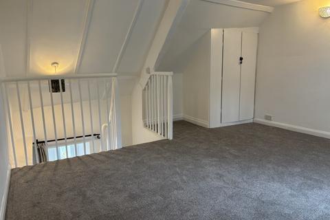 2 bedroom townhouse to rent, New Exeter Street, Chudleigh
