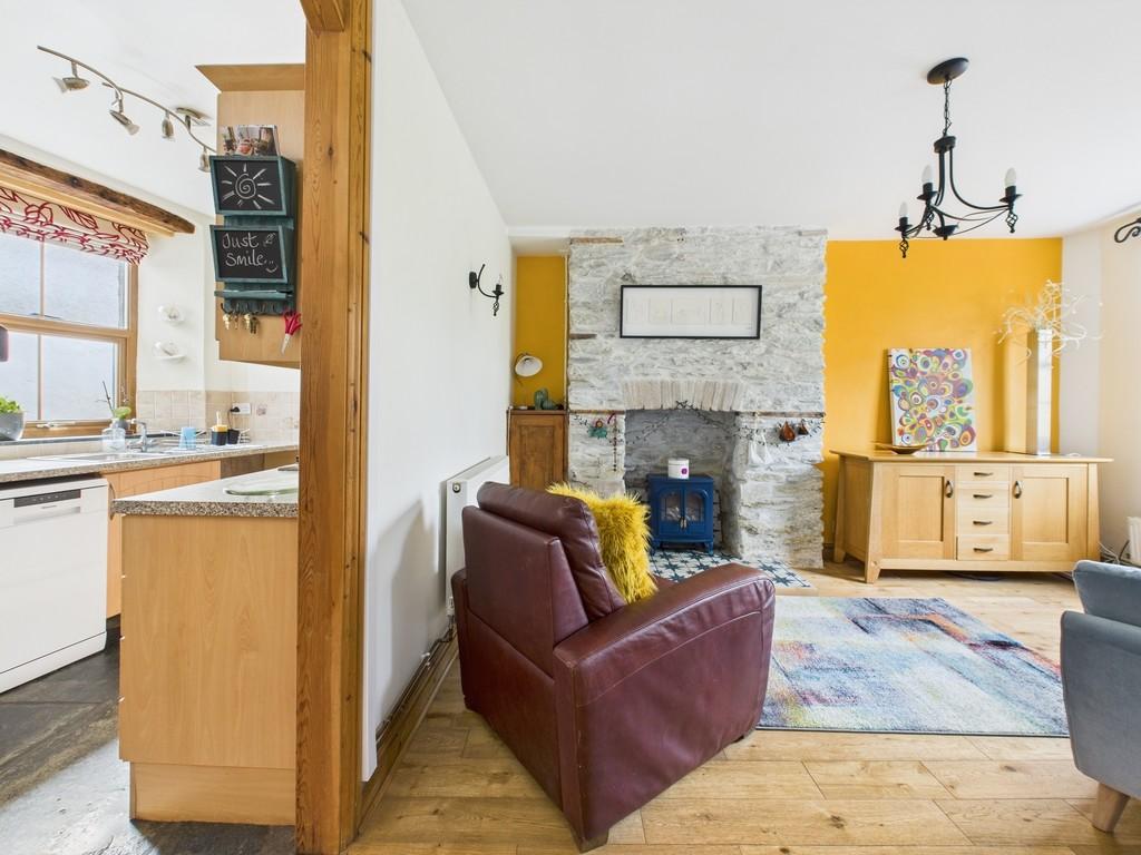 Cam03974 g0 pr0116 still003