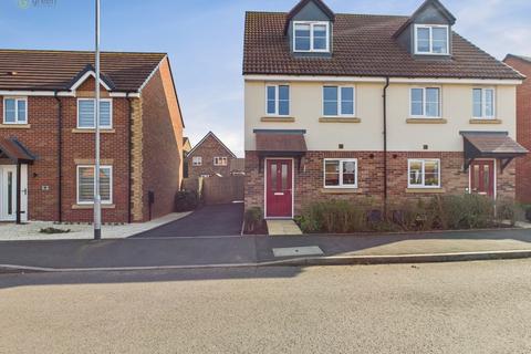 8 Carter Close, Tamworth, B79 8UE