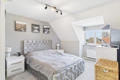 8 Carter Close, Tamworth, B79 8UE