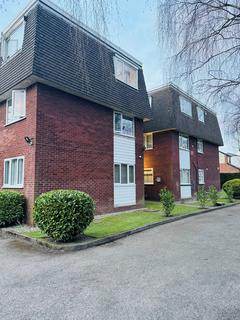 2 bedroom apartment to rent, Glen Avenue, Worsley