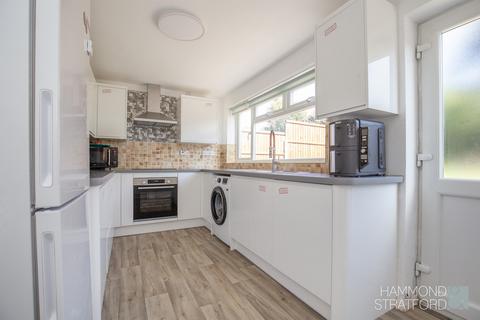 4 bedroom detached house for sale, Leng Crescent, Eaton