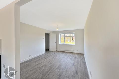 7 Chestnut Way, Tiptree, Colchester, CO5 0NX