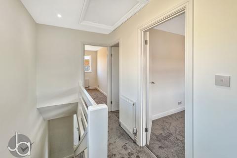 7 Chestnut Way, Tiptree, Colchester, CO5 0NX