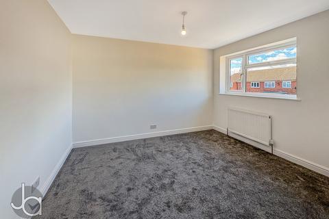 7 Chestnut Way, Tiptree, Colchester, CO5 0NX