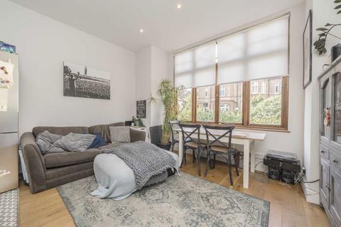 Flat 3, 1 Newburgh Road, London, W3 6DQ