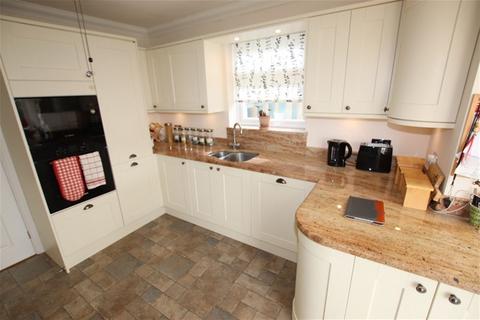 2 bedroom detached bungalow for sale, Nansen Road, Clacton on Sea