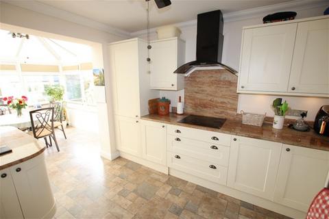 2 bedroom detached bungalow for sale, Nansen Road, Clacton on Sea