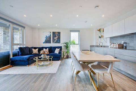 2 bedroom flat for sale, Osbourne Road, Acton, LONDON, W3