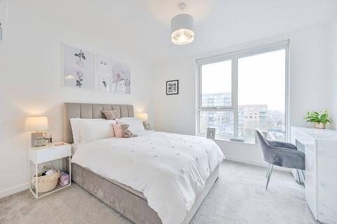 20, Akenside Court Osborne Road, London, W3 8SJ