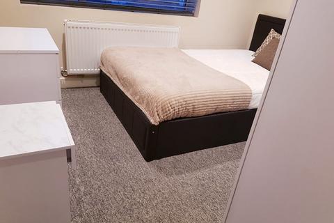 1 bedroom in a house share to rent, Harrow HA1