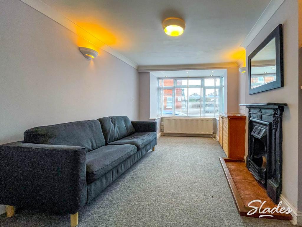 Lounge 2