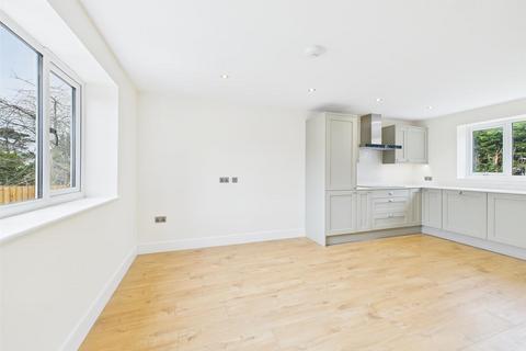 3 bedroom detached house for sale, Woods Orchard Road, Tuffley, Gloucester
