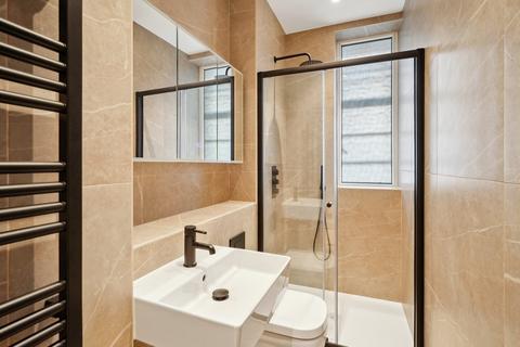 3 bedroom flat to rent, Lowndes Square, Knightsbridge, London