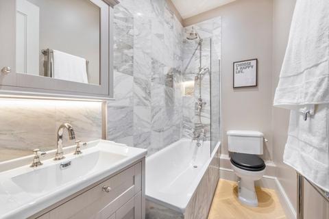 1 bedroom flat for sale, Colville Terrace, Notting Hill, London