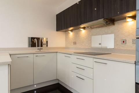 2 bedroom apartment for sale, Westhall Road, Warlingham