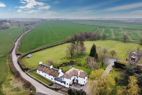 5 bedroom farm house for sale, Walterston Fach, Walterston, The Vale of Glamorgan CF62 3AS
