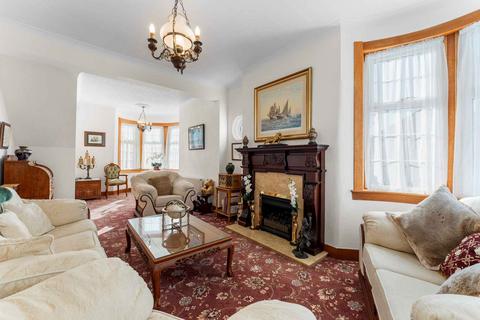 45 Arrol Drive, Ayr, KA7 4AJ