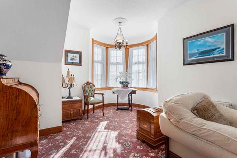 45 Arrol Drive, Ayr, KA7 4AJ