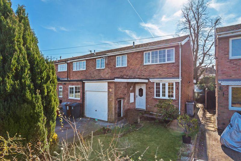Essex Close, Congleton 3 bed semi-detached house - £200,000