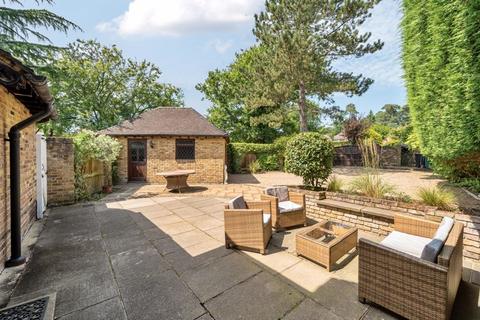 4 bedroom house for sale, Mayflower Way, Farnham Common