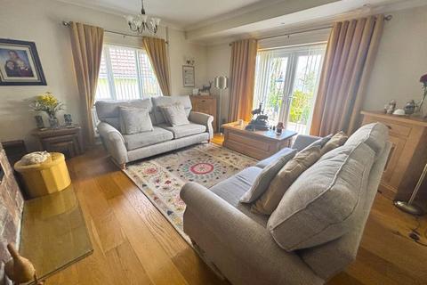 3 bedroom detached bungalow for sale, The Nookfield, Govilon Abergavenny