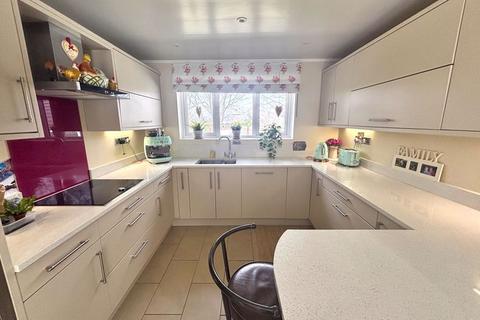 3 bedroom detached bungalow for sale, The Nookfield, Govilon Abergavenny