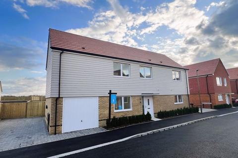 4 bedroom detached house for sale, Amber Waterside, Cranleigh