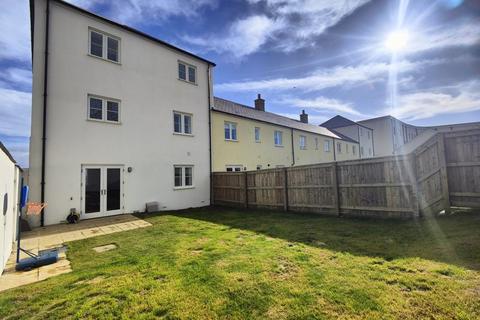 4 bedroom semi-detached house for sale, Stret Merdhin, Newquay TR7