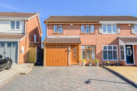 5 Bittell Close, Wolverhampton, WV10 8UZ