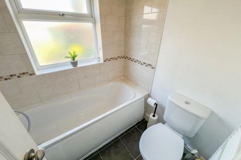 5 Bee Lane, Wolverhampton, WV10 6LD