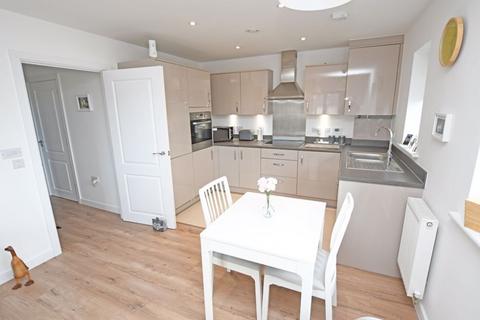 2 bedroom flat for sale, Barming Walk, Maidstone