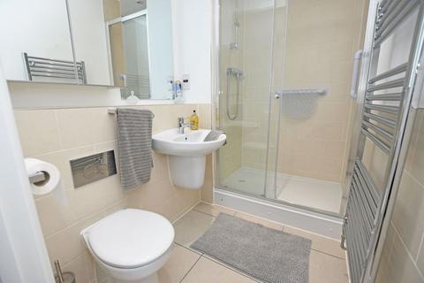 2 bedroom flat for sale, Barming Walk, Maidstone