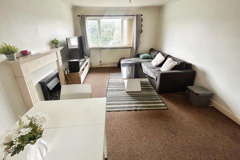 2 bedroom maisonette for sale, Cheswood Drive, Sutton Coldfield, B76 1YE