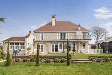 Holywell Exmouth Road, Exton, Exeter, EX3 0PQ