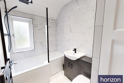 3 bedroom semi-detached house to rent, Court Road, Middlesbrough