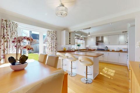 4 bedroom detached house for sale, Moralee Close, Newcastle Upon Tyne NE7