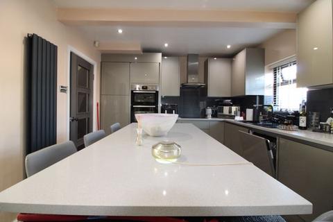 undefined, Icknield Road, Luton