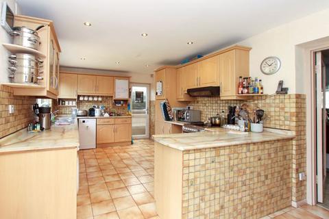 4 bedroom detached house for sale, Georgewood Road, Hemel Hempstead