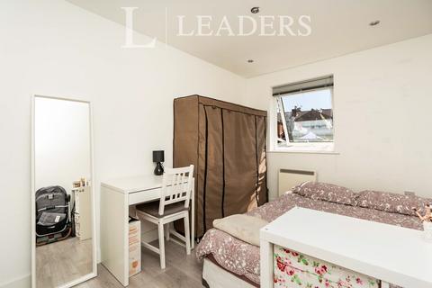 2 bedroom apartment to rent, LakeView 218 warren avenue, Southampton