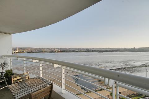 1 bedroom apartment to rent, Barrier Point Road Silvertown E16